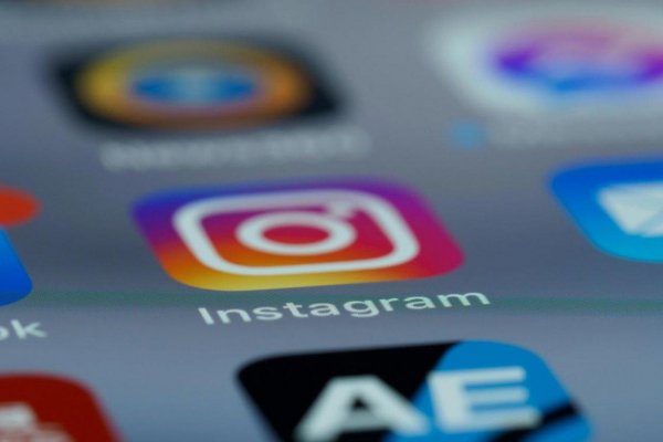 Finančná správa spúšťa kontroly influencerov, zameria sa na príjmy zo sociálnych sietí a barterov