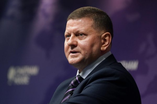 Spojené štáty ničia svetový poriadok. NATO môže prestať existovať, varuje Zalužnyj