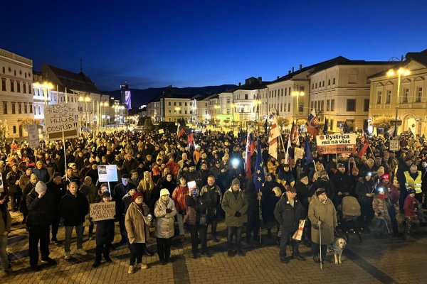 Občania sa opäť stretli na proteste v Banskej Bystrici