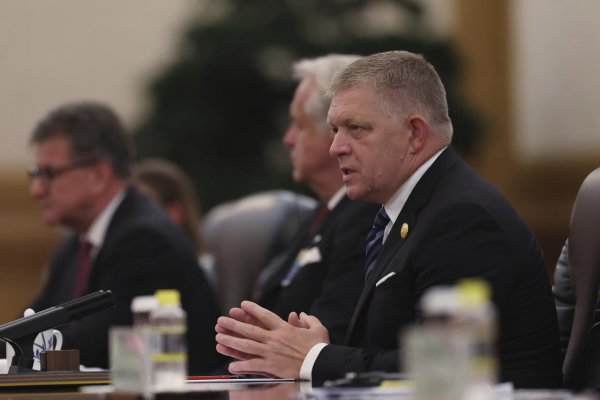 Témou stretnutia Fica so Zelenským bude aj energetická infraštruktúra