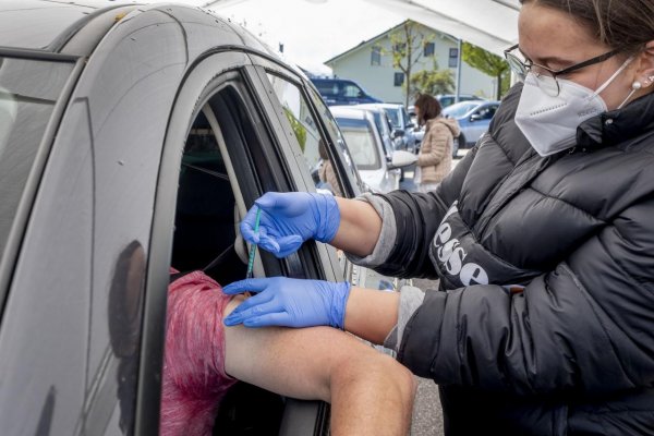 Nemecko sprístupnilo vakcínu od AstraZeneca pre všetkých dospelých
