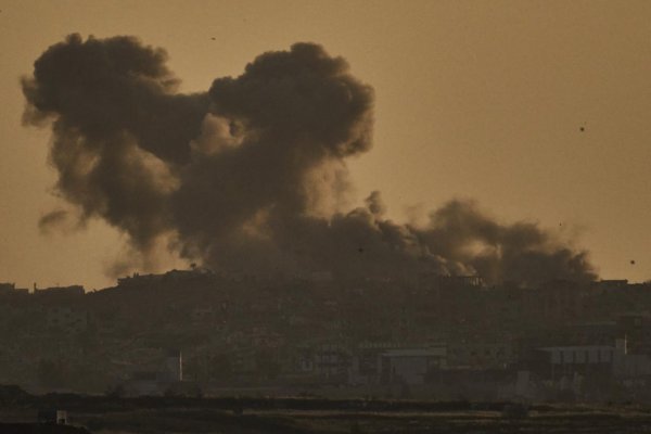 Izrael rozšíril pozemnú ofenzívu v meste Gaza