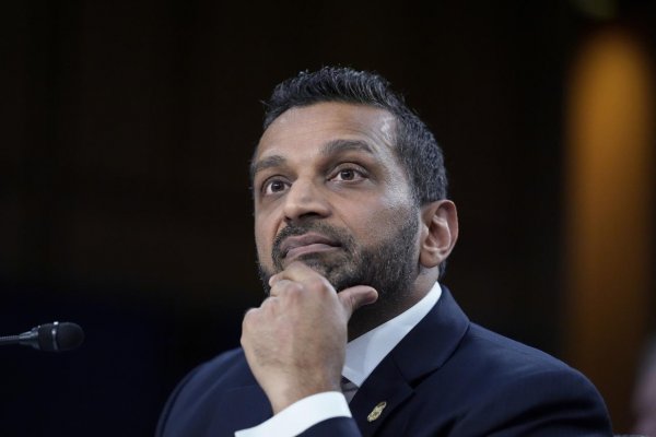 Šéf FBI Patel pricestoval do Ruska