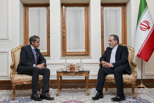 Trump zablokoval plán Izraela zaútočiť na iránske jadrové zariadenia