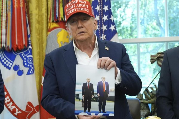 Putin telefonoval s Trumpom, varoval pred obnovením útokov na Irán a chcel prímerie s Ukrajinou počas osláv Dňa víťazstva