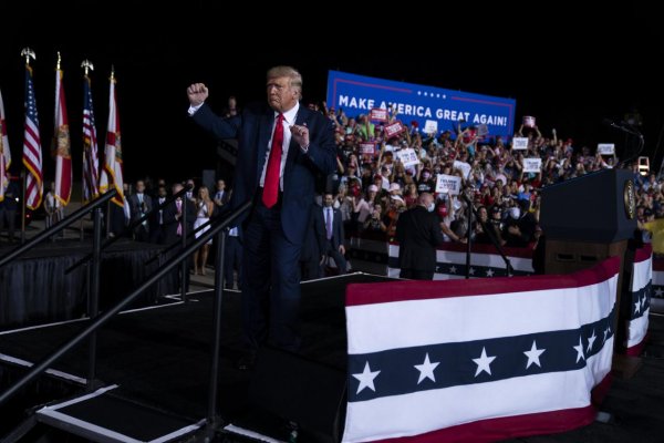 Amerika Tomáša Klvaňu: Může Trump ještě vyhrát volby?