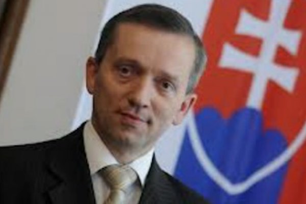 Čentéš sa bude brániť