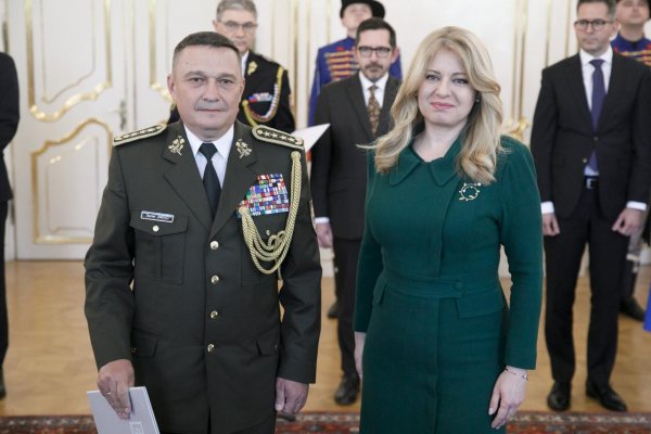 Náčelník Generálneho štábu Ozbrojených síl SR navštívil frontovú líniu na Ukrajine