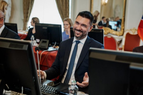 Koalícia zablokovala aj ďalší pokus o odvolanie ministra pôdohospodárstva
