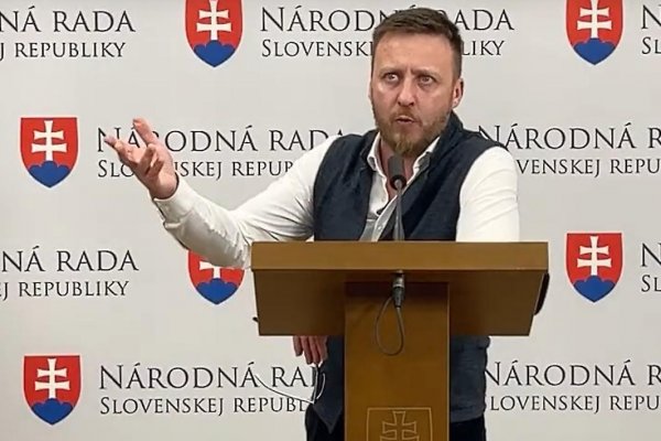 Pediatri žiadajú odvolanie Kotlára, jeho výroky označujú za nevedecké a nebezpečné