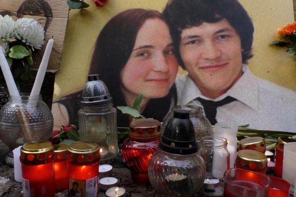 Zapálili sme sviečky za Martinku a Janka