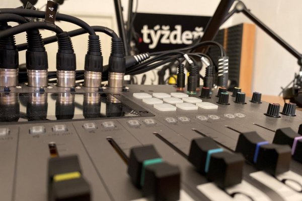 Týždeň s .týždňom: Predčasné voľby sa odkladajú - prečo je to dobrá správa? Richard Sulík sa vracia - prečo je to zlá správa?