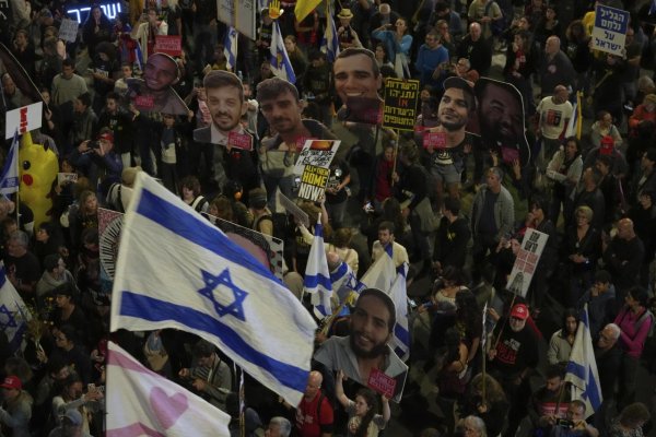 Izraelčania demonštrovali za novú dohodu s Hamasom o prepustení rukojemníkov