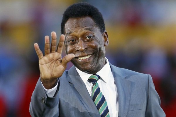 Zomrel legendárny futbalista Pelé