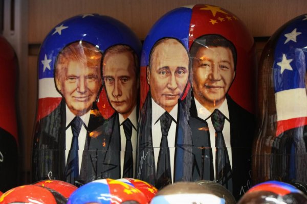 Putin navrhol stretnutie s Trumpom a Si Ťin-pchingom o vojne na Ukrajine, Zelenského vynechal