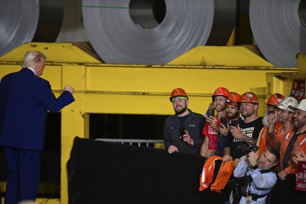 Od dnes platia americké clá na oceľ a hliník vo výške 50 %
