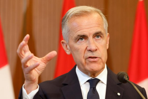 Carney vracia úder Trumpovi, Ottawa odpovedá na americké clá vlastnými sankciami