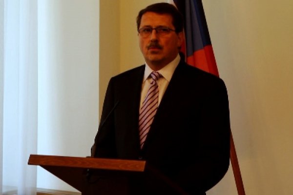 Smer o súdoch rokovať nechce