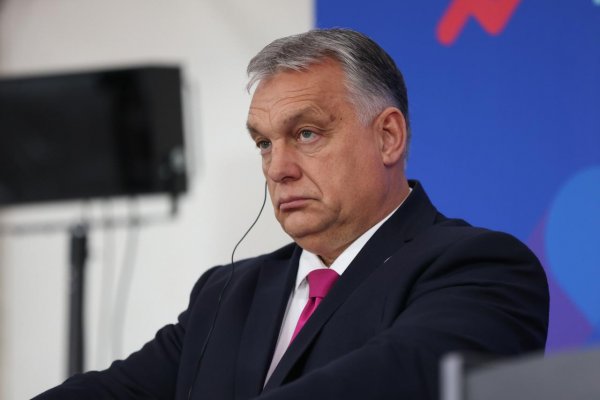 Maďarsko vetovalo balík pomoci pre Ukrajinu. Orbán sa bráni, že správy o blokovaní pomoci Ukrajine sú falošné