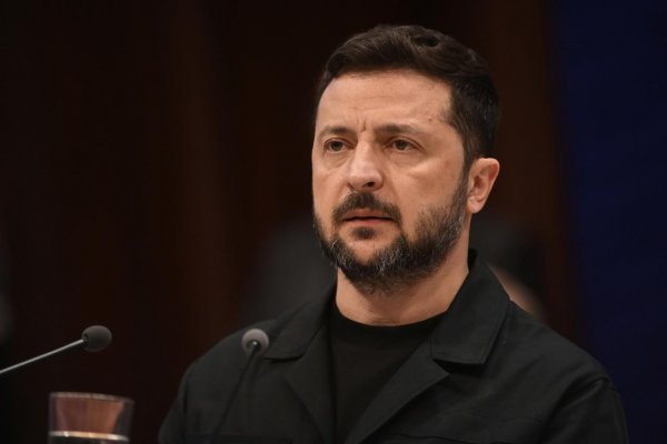 Zelenskyj podporil Alijeva v sporoch Azerbajdžanu s Ruskom