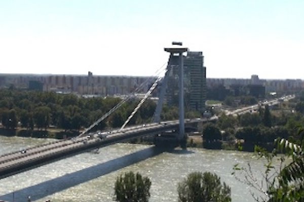 Most SNP bol v ohrození