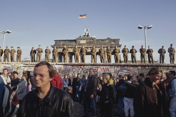 Téma .týždňa: Slobodný svet, zobuď sa!