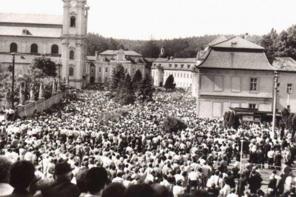 Velehrad pred 40 rokmi: Cyril a Metod proti komunistom
