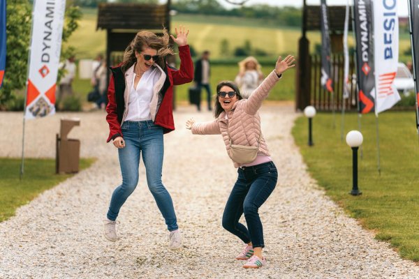 Staviame na pevných základoch