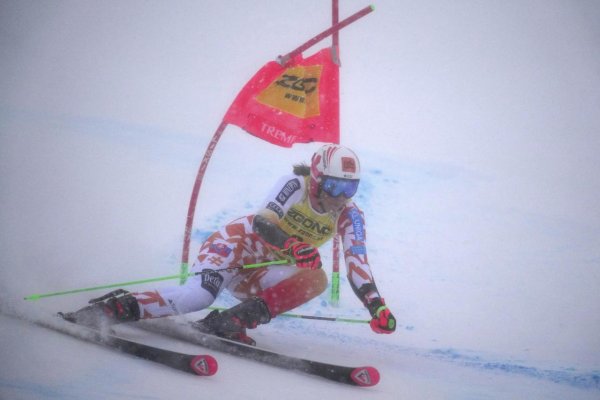 V nedeľňajšom slalome Vlhová aj viedla, napokon skončila piata