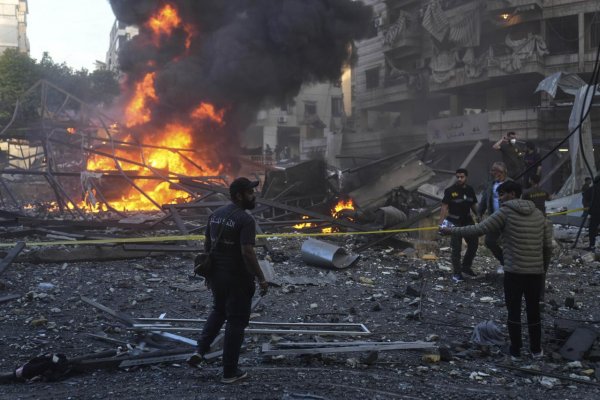 Izrael zaútočil na južné predmestie Bejrútu. Prezident Awn to odsúdil