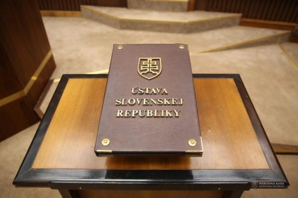 Do Ústavy SR by sa mohli doplniť dôvody na odvolanie členov Súdnej rady aj odvolanie parlamentu ľudovým hlasovaním