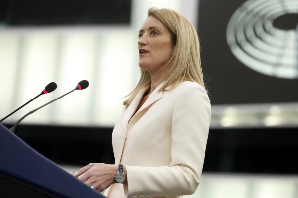 Za novú šéfku Európskeho parlamentu zvolili maltskú europoslankyňu Robertu Metsolovú