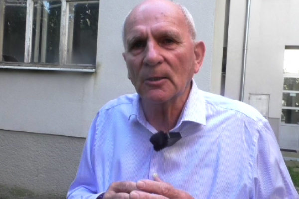 František Mikloško: Nápad znížiť prezidentovi plat povedie k tomu, že sa nám všetci budú smiať