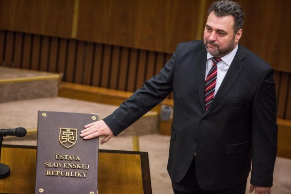 Federič končí vo funkcii vedúceho úradu vlády