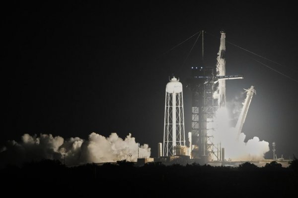 Spoločnosť SpaceX Elona Muska získala niekoľkomiliardovú vládnu zákazku