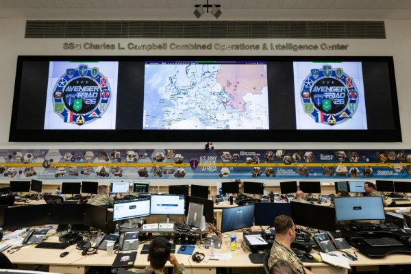 Britskí a francúzski vojaci nacvičovali obranu územia NATO pred moderným útokom