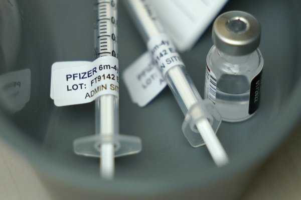Podľa štúdie vakcíny proti covidu zachránili v prvom roku takmer 20 miliónov životov 