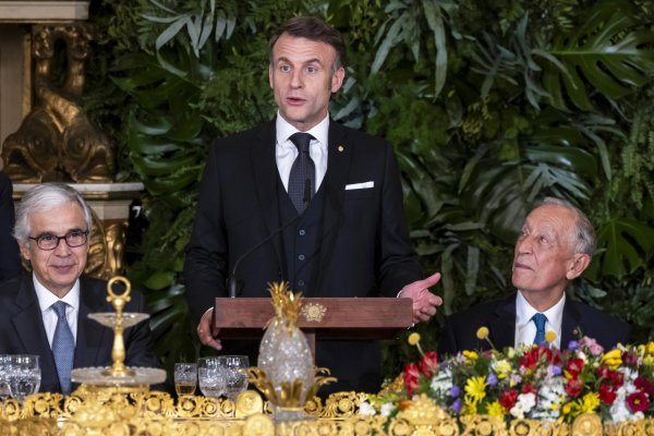 Macron chce otvoriť diskusiu o jadrovom odstrašení pre Európu