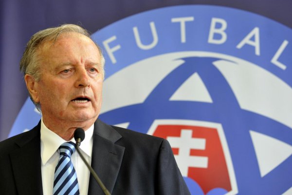 Zomrel bývalý futbalový reprezentant a tréner Jozef Vengloš