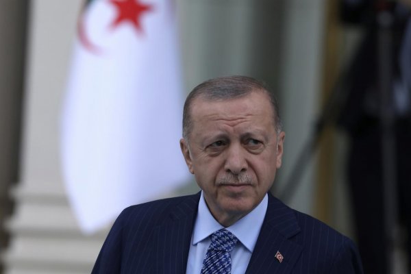 Najvyšší súd v Turecku zastavil financovanie  prokurdskej strany 
