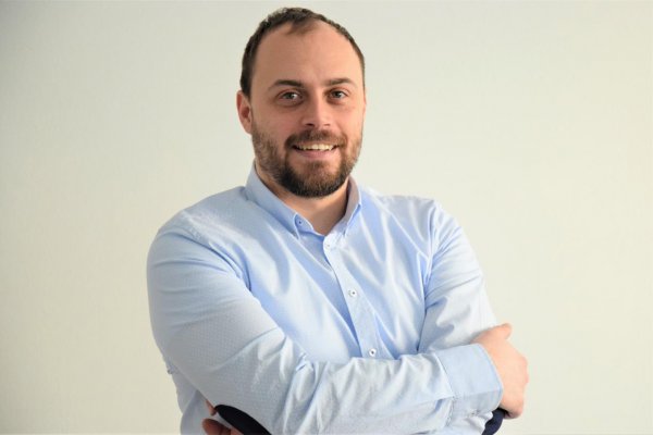 Učiteľ Veverka z Teach for Slovakia: Aj kritici dnes vedia, že existuje generačná chudoba, nie je to o nechcení detí