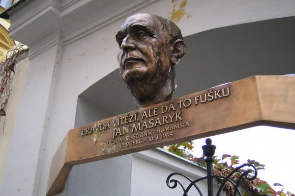 Česká polícia opäť otvorila prípad podozrivej smrti ministra Masaryka