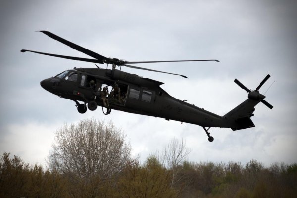 Minister Taraba sa s armádou dohodol na leteckom monitoringu rizikových medveďov