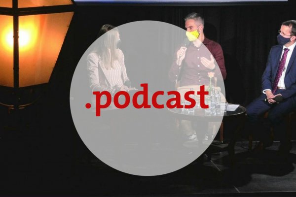 Nenechajme to plávať