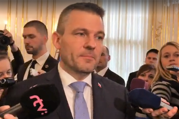 Pellegrini sa stal oficiálnym kandidátom Smeru na post premiéra