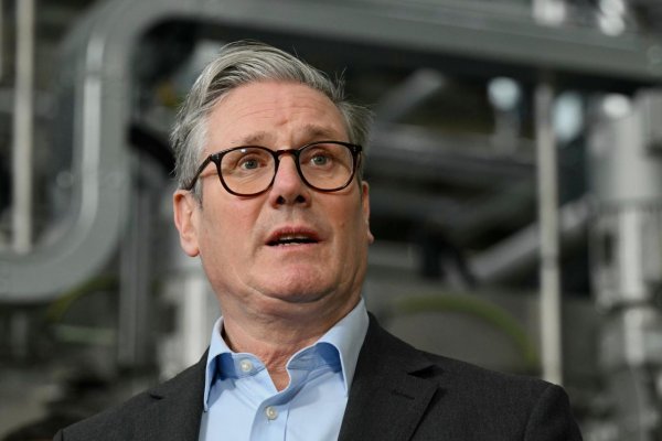 Britský premiér telefonoval s Trumpom ohľadom rokovaní o obchodnej dohode