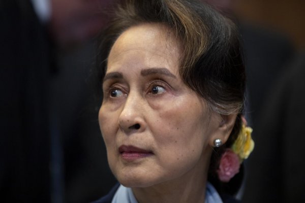 Zosadenú mjanmarskú líderku Su Ťij odsúdili na ďalšie 3 roky – za prezradenie tajomstiev