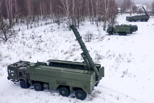 Rusko používa na Ukrajine zakázanú kazetovú muníciu