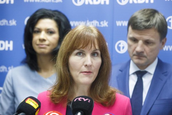 Eva Grey z KDH: Použitie zdravotníkov na masové testovanie považujem za plytvanie a hazard so zdravím obyvateľov