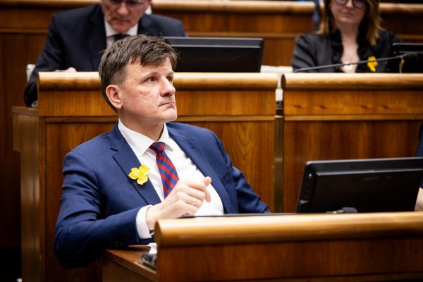 Hlina kritizuje Pellegriniho, varuje pred vznikom dvoch centier moci